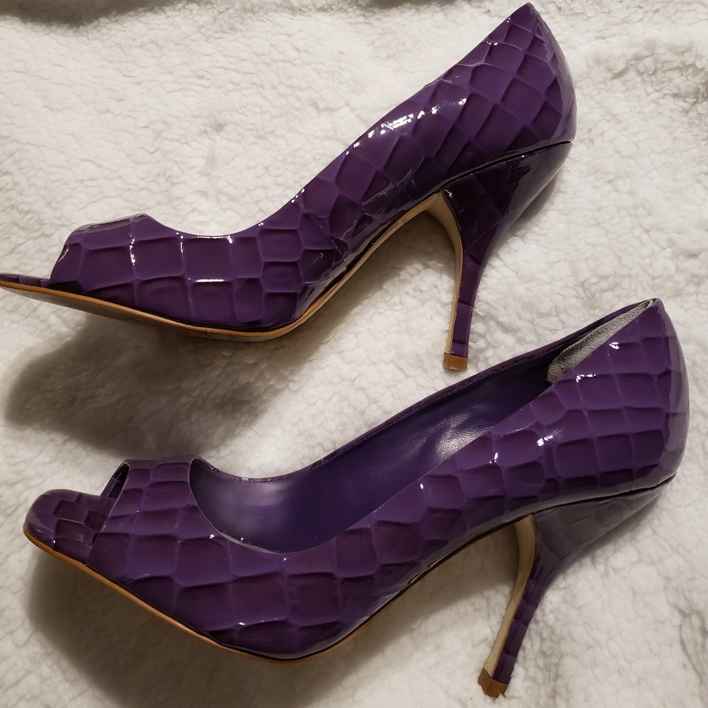 BCBGirls Lavender faux snakeskin peep toes pumps